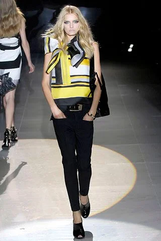 Look 11